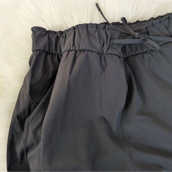 Lululemon Black Keep Moving 7/8 Pant Size 8 W5DCFS - Picture 3 of 8